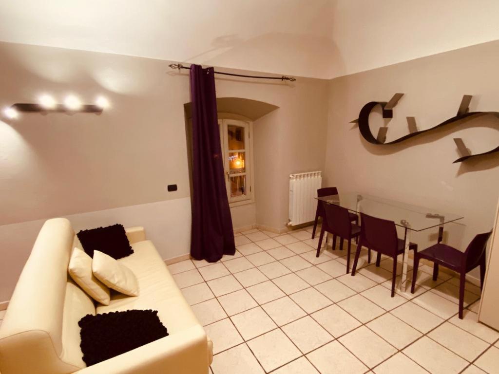 Hh Hermoso Housing Валенца Екстериор снимка